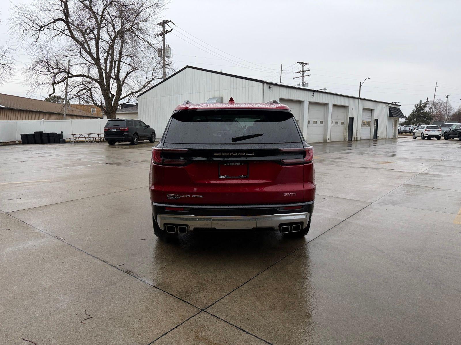 2024 GMC Acadia Denali