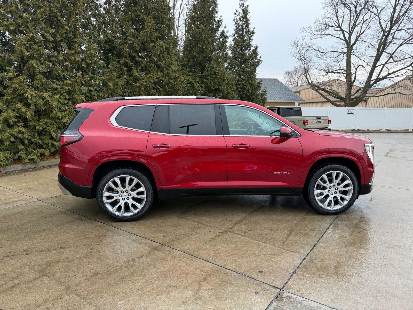 2024 GMC Acadia Denali