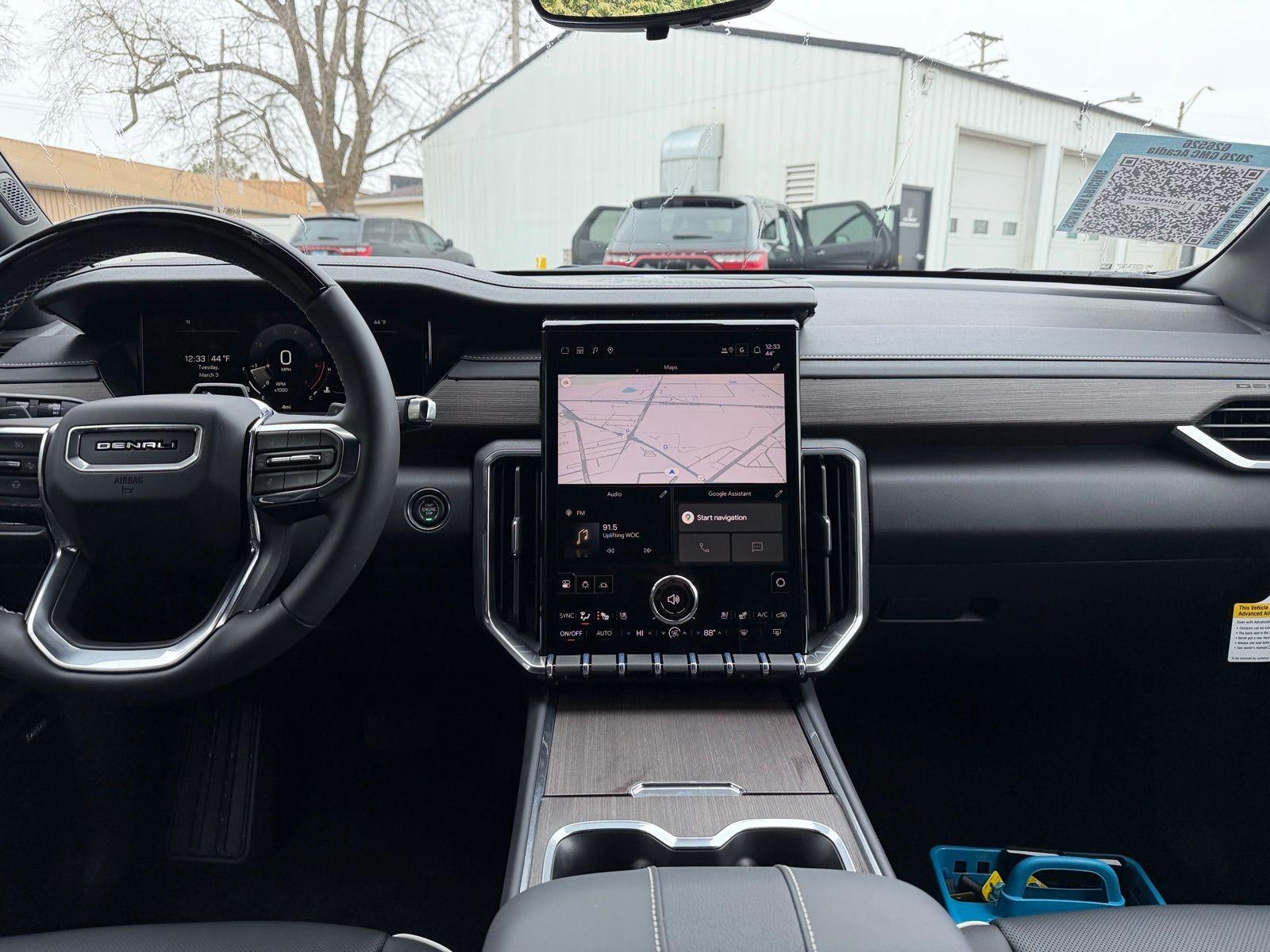 2026 GMC Acadia AWD Denali