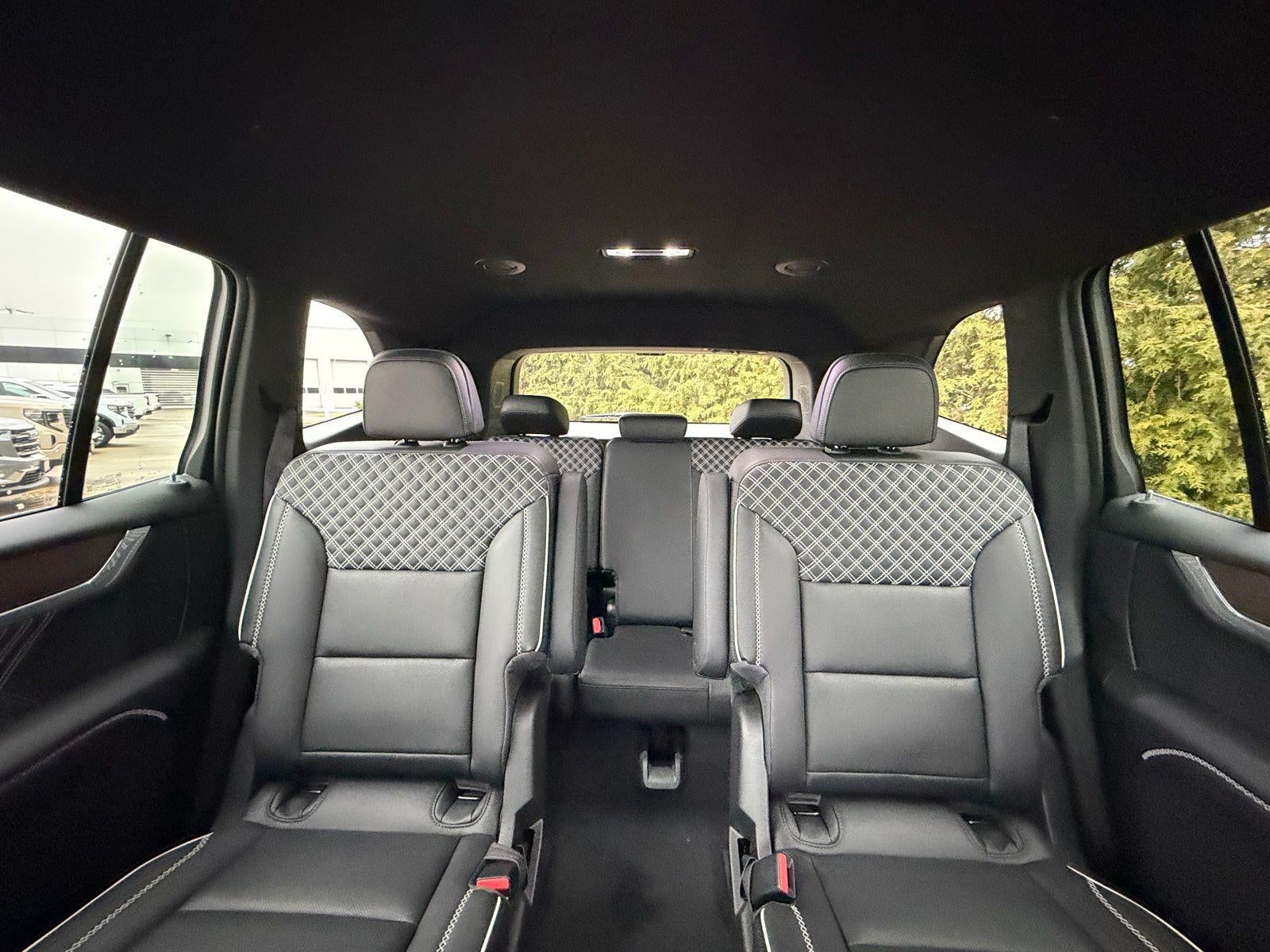 2026 GMC Acadia AWD Denali