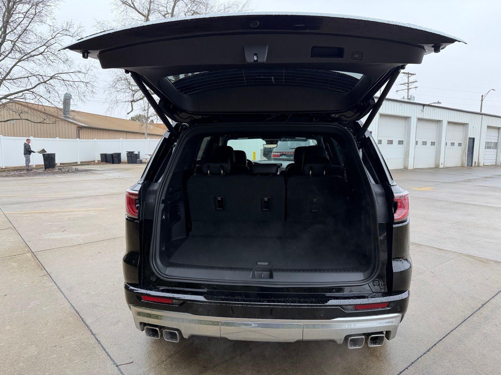 2026 GMC Acadia AWD Denali