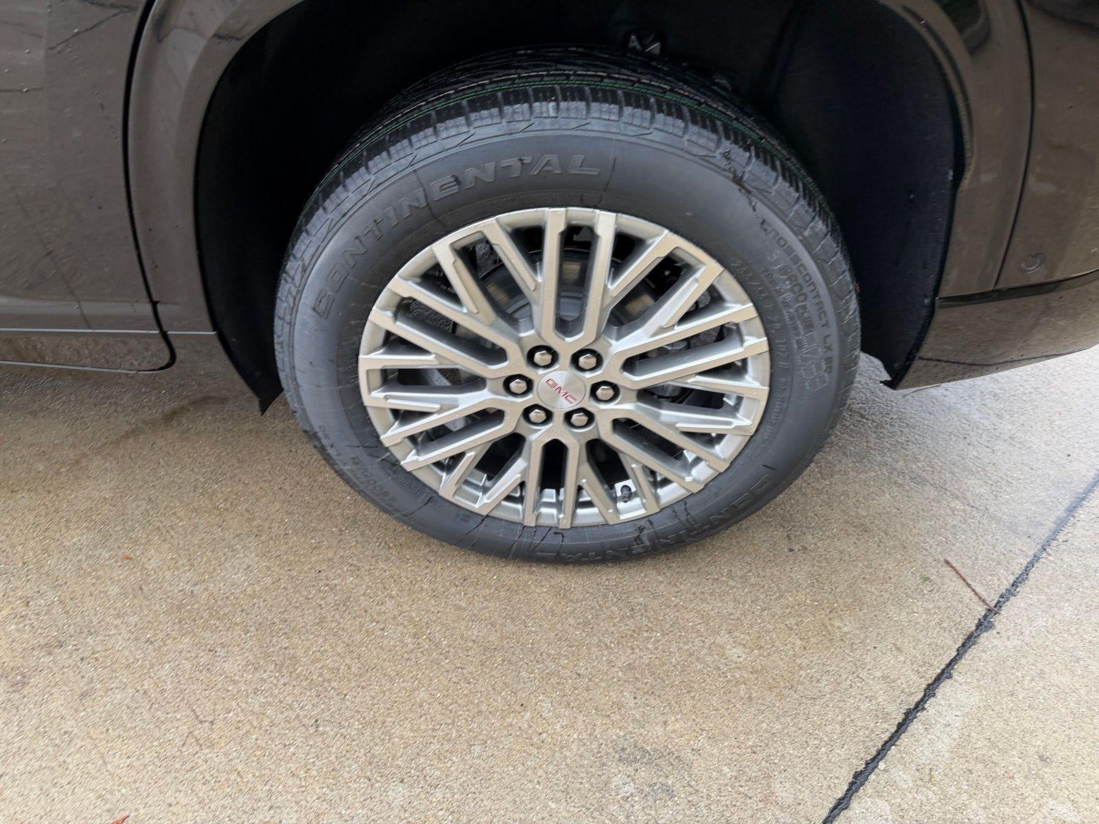 2026 GMC Acadia AWD Denali