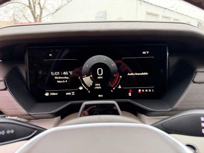 2026 GMC Acadia AWD Denali