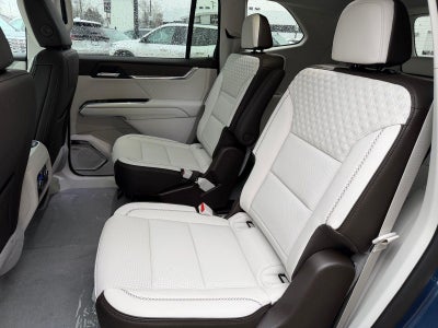 2026 GMC Acadia AWD Denali