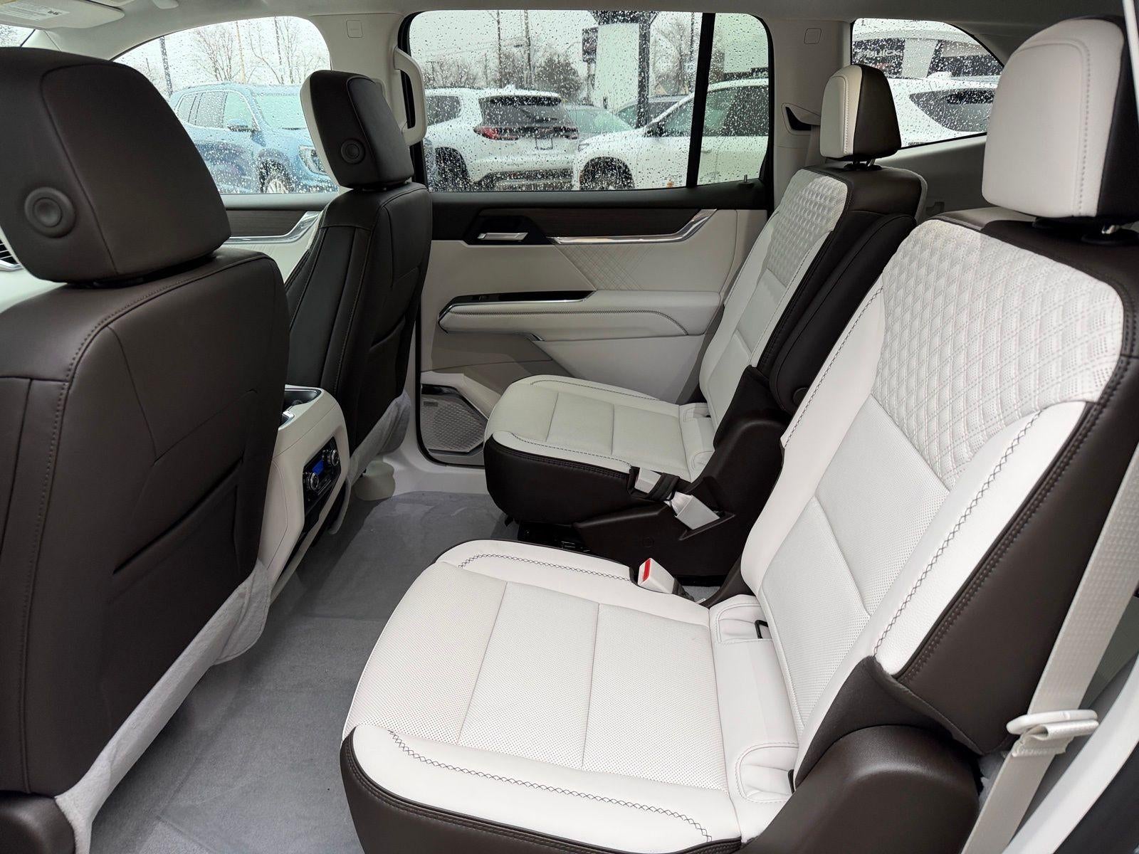 2026 GMC Acadia AWD Denali