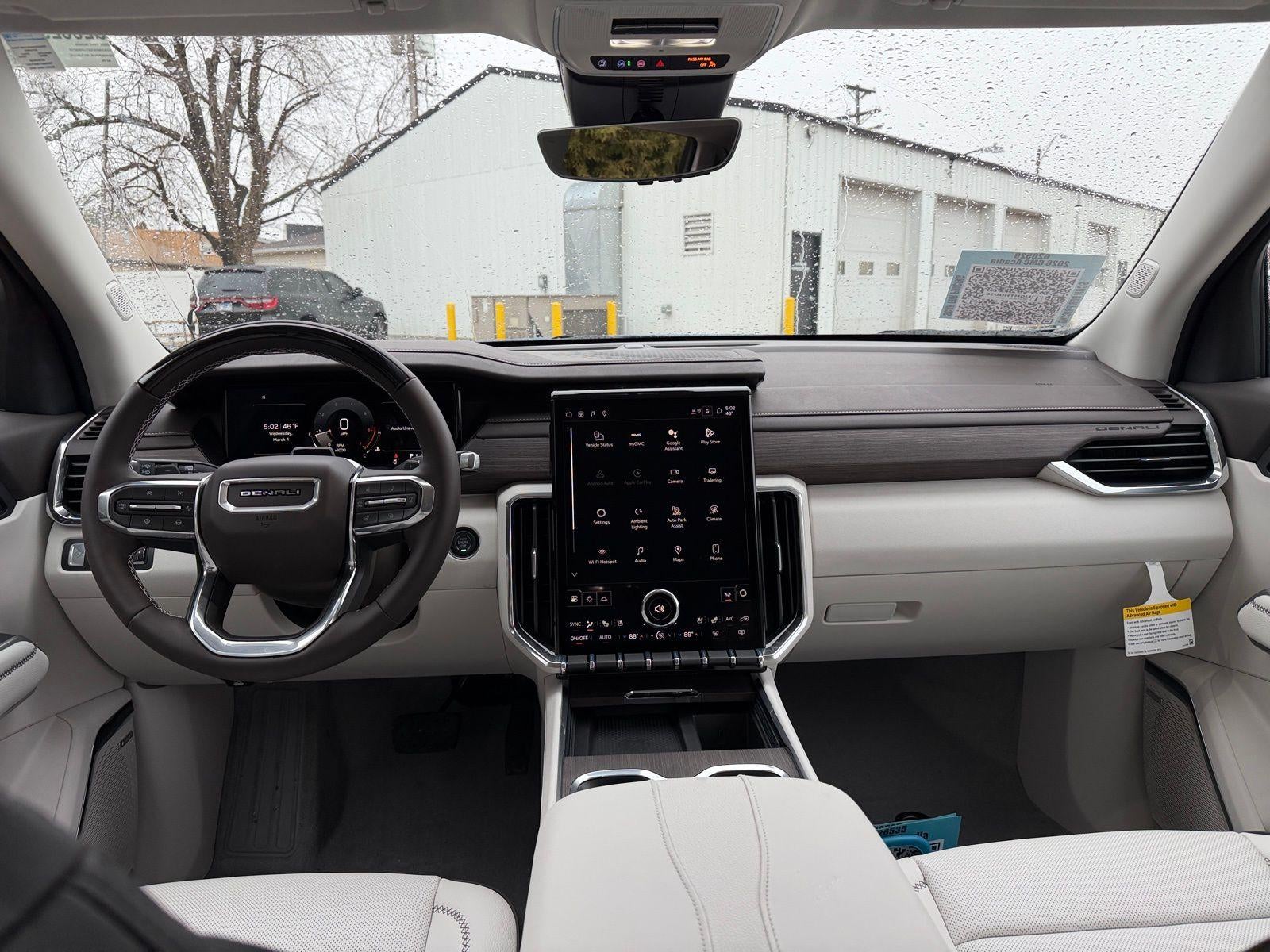 2026 GMC Acadia AWD Denali