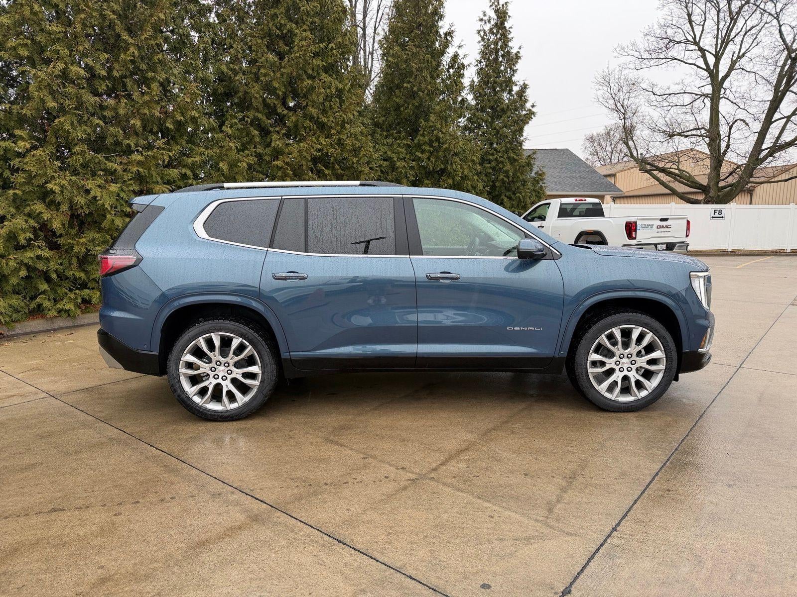 2026 GMC Acadia AWD Denali