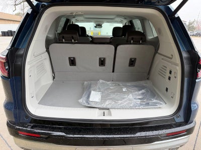 2026 GMC Acadia AWD Denali