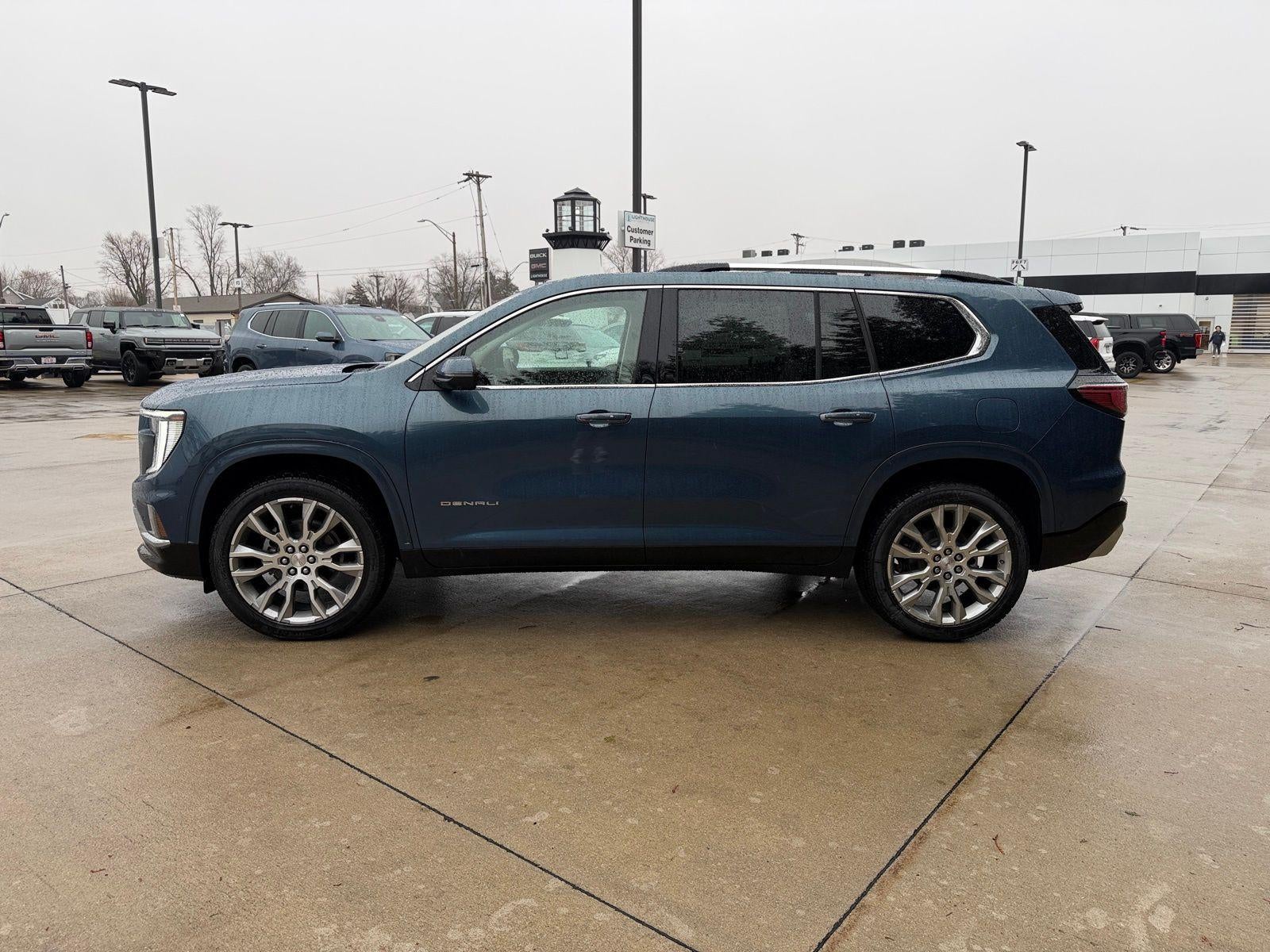 2026 GMC Acadia AWD Denali