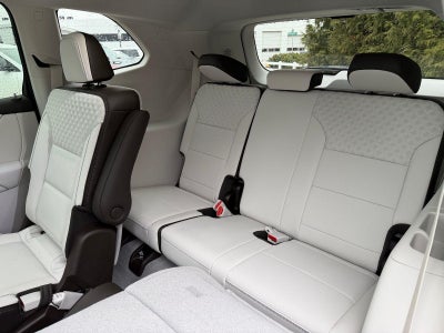 2026 GMC Acadia AWD Denali