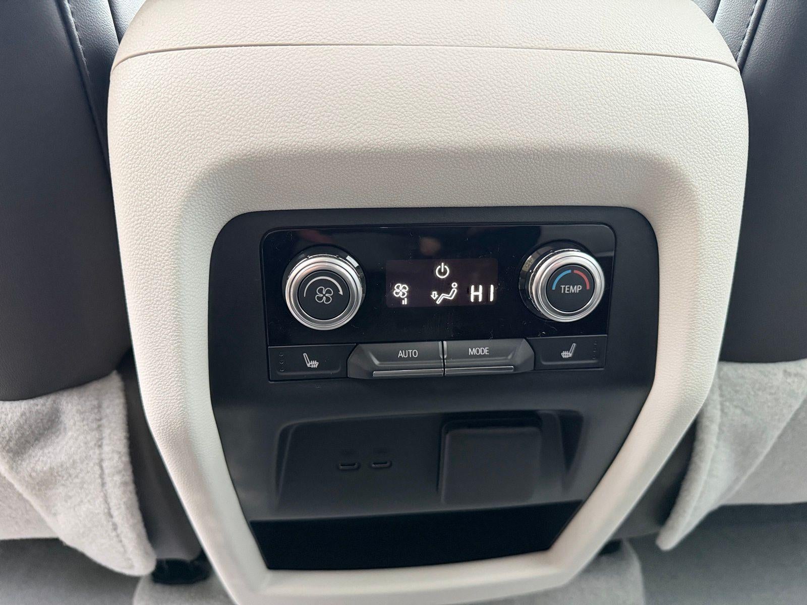 2026 GMC Acadia AWD Denali