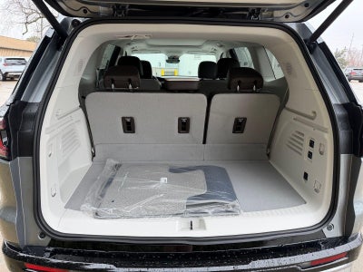 2026 GMC Acadia AWD Denali