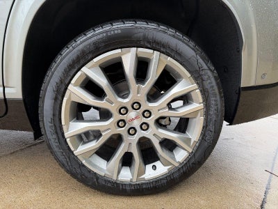 2026 GMC Acadia AWD Denali