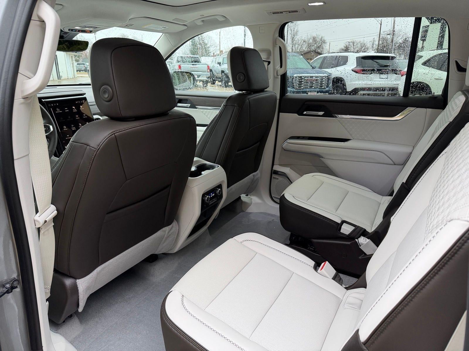 2026 GMC Acadia AWD Denali