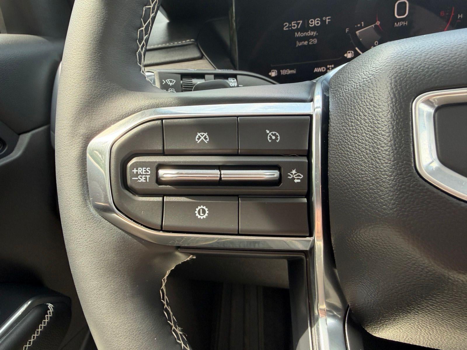 2025 GMC Acadia Denali