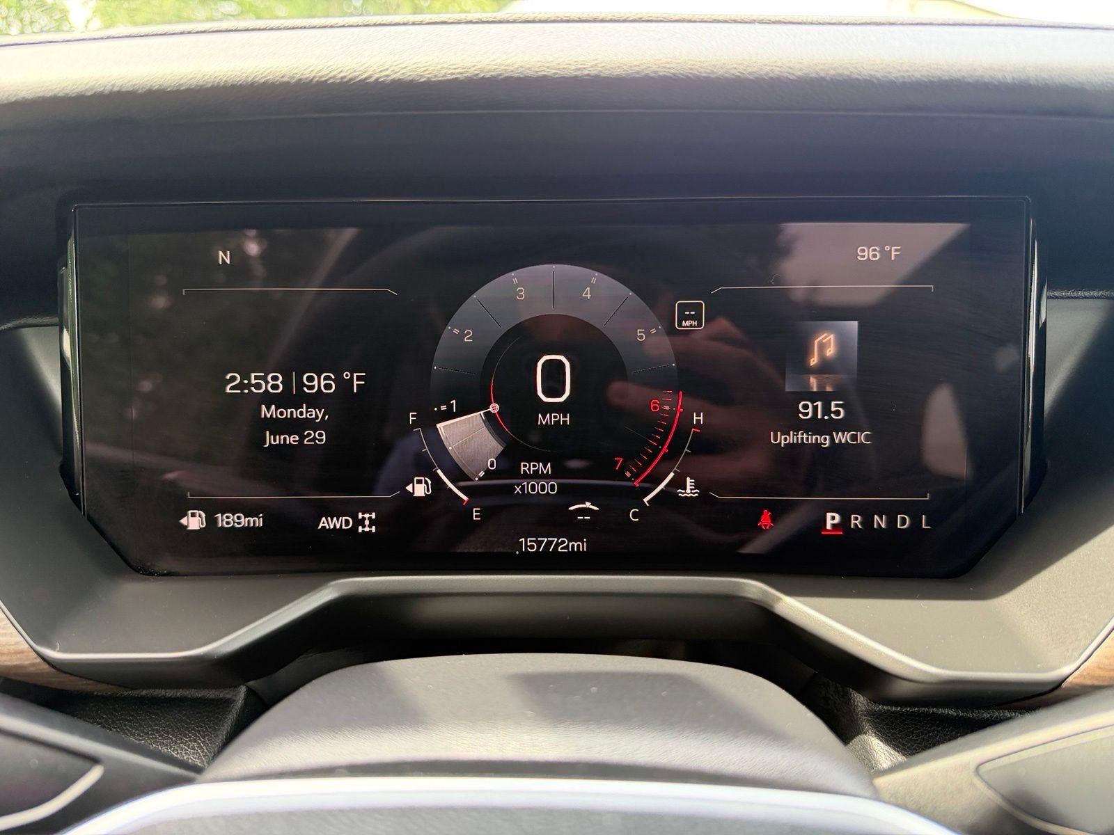 2025 GMC Acadia Denali