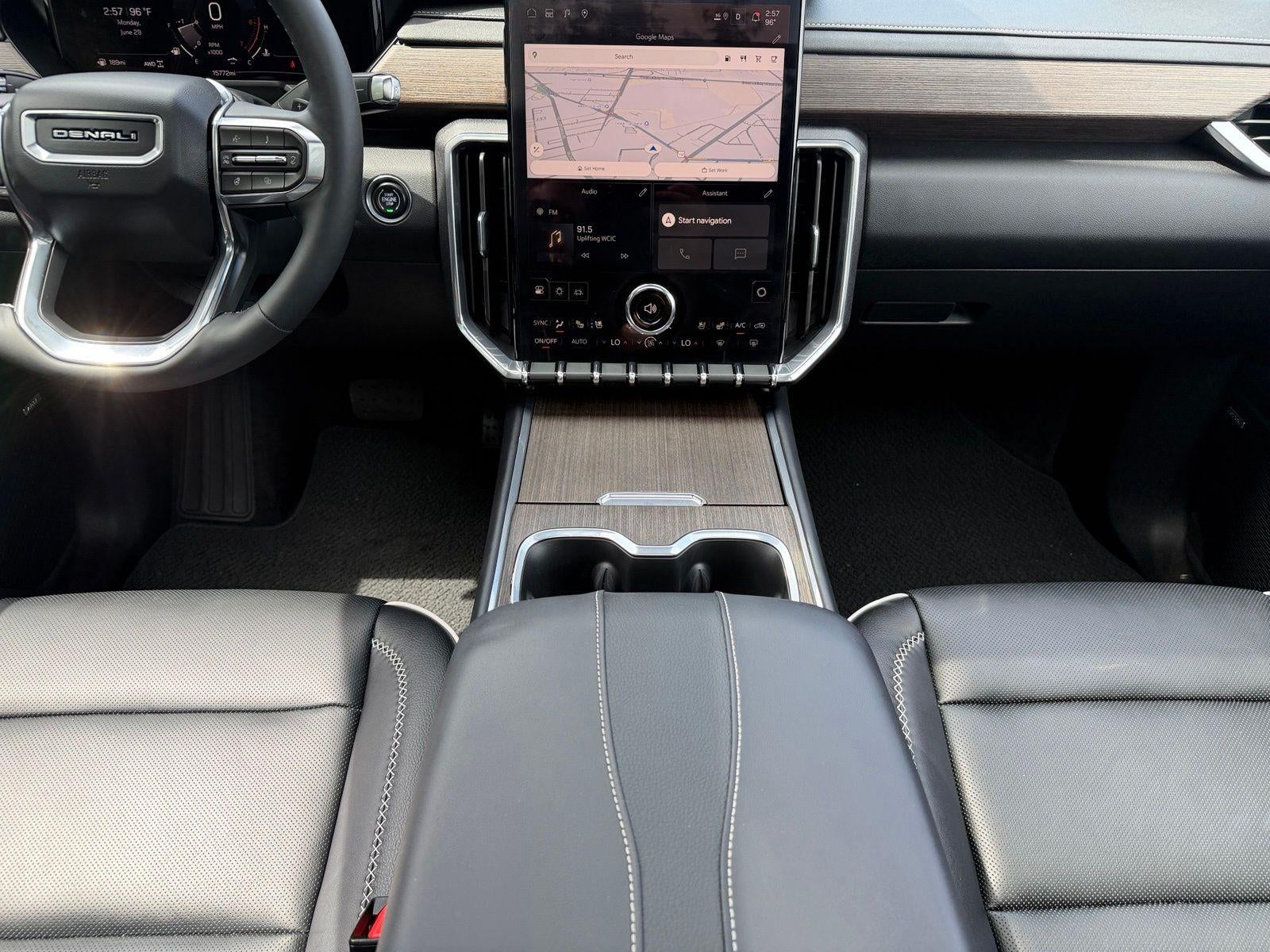 2025 GMC Acadia Denali