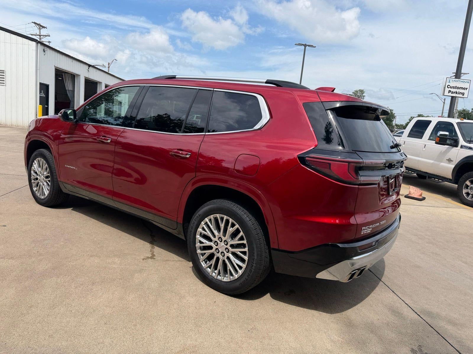 2025 GMC Acadia Denali