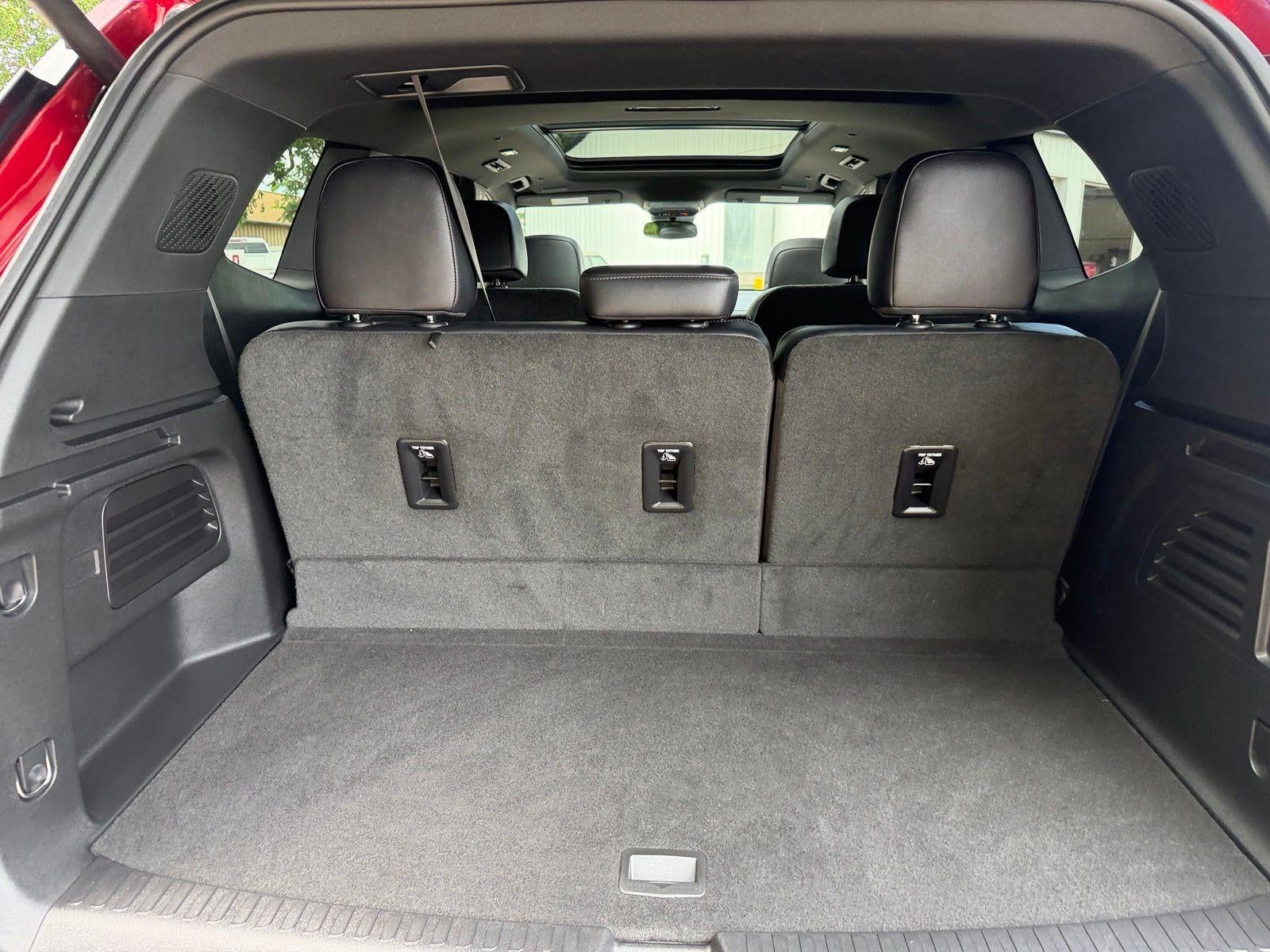 2025 GMC Acadia Denali