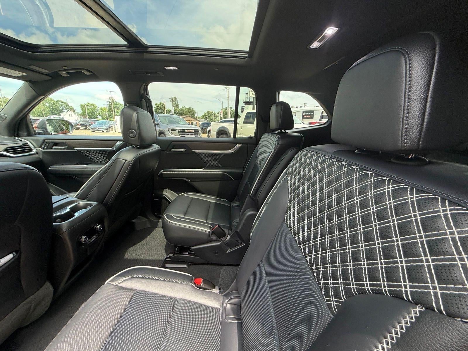 2025 GMC Acadia Denali