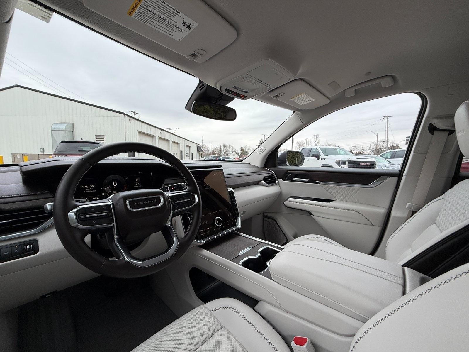 2025 GMC Acadia Denali