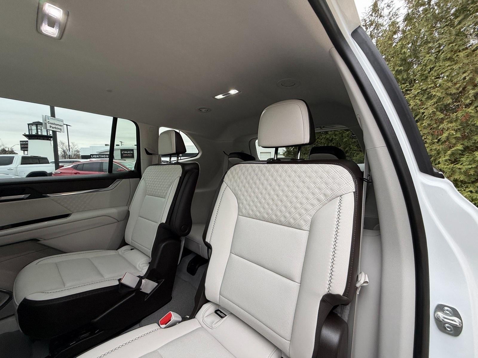 2025 GMC Acadia Denali