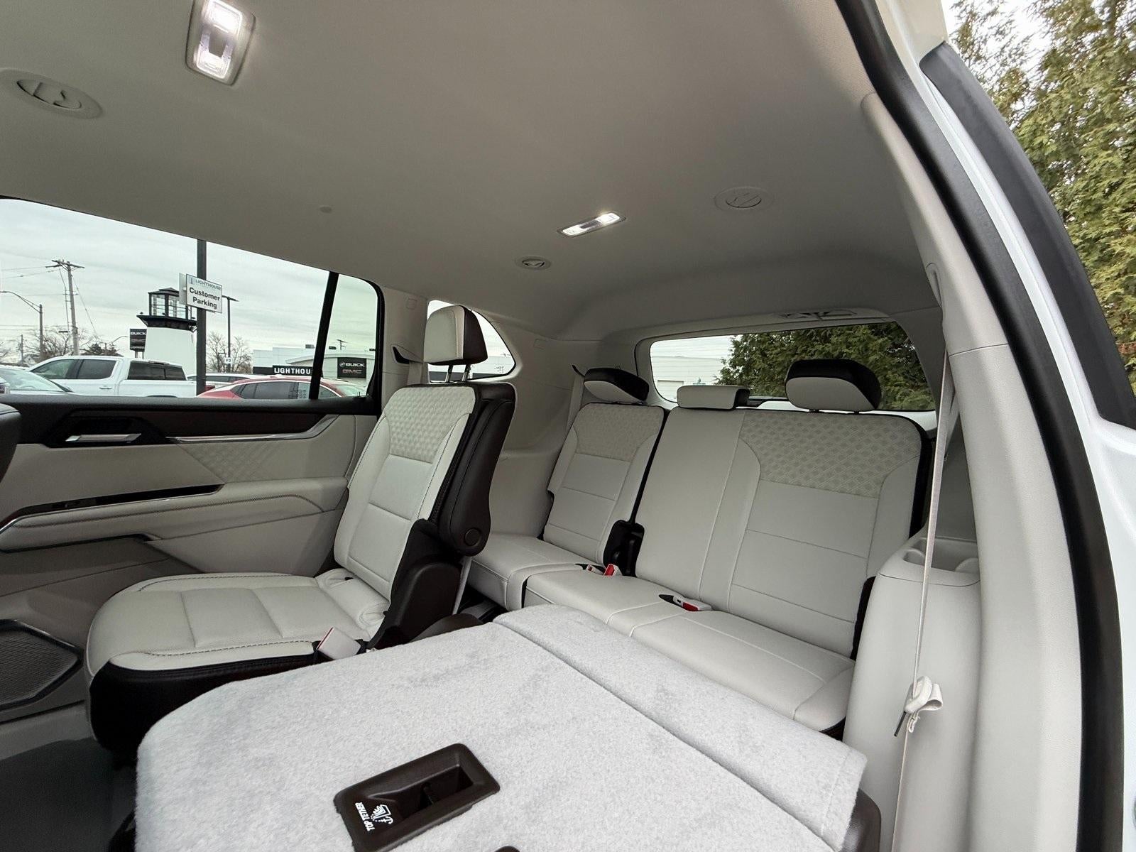 2025 GMC Acadia Denali