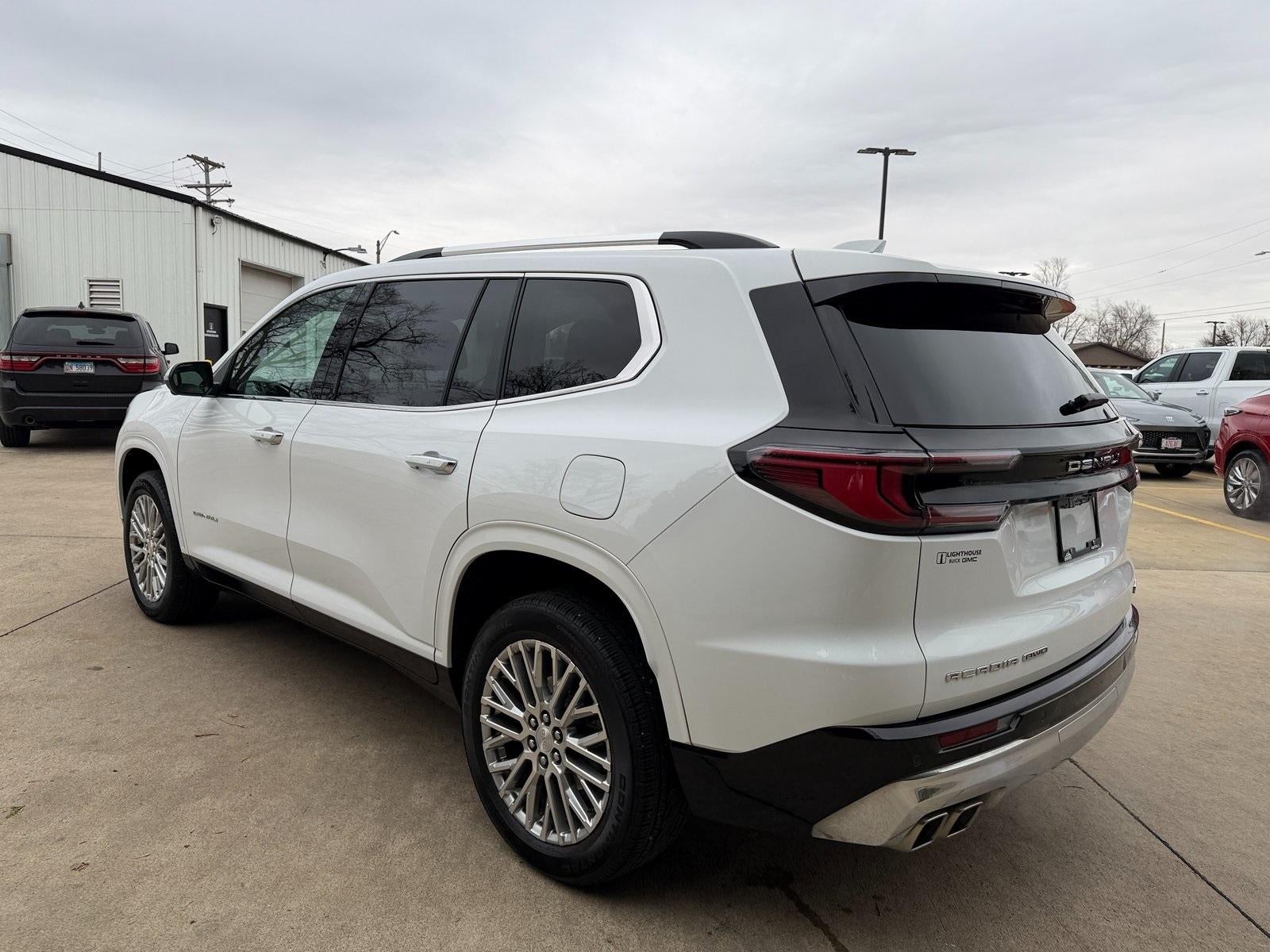 2025 GMC Acadia Denali