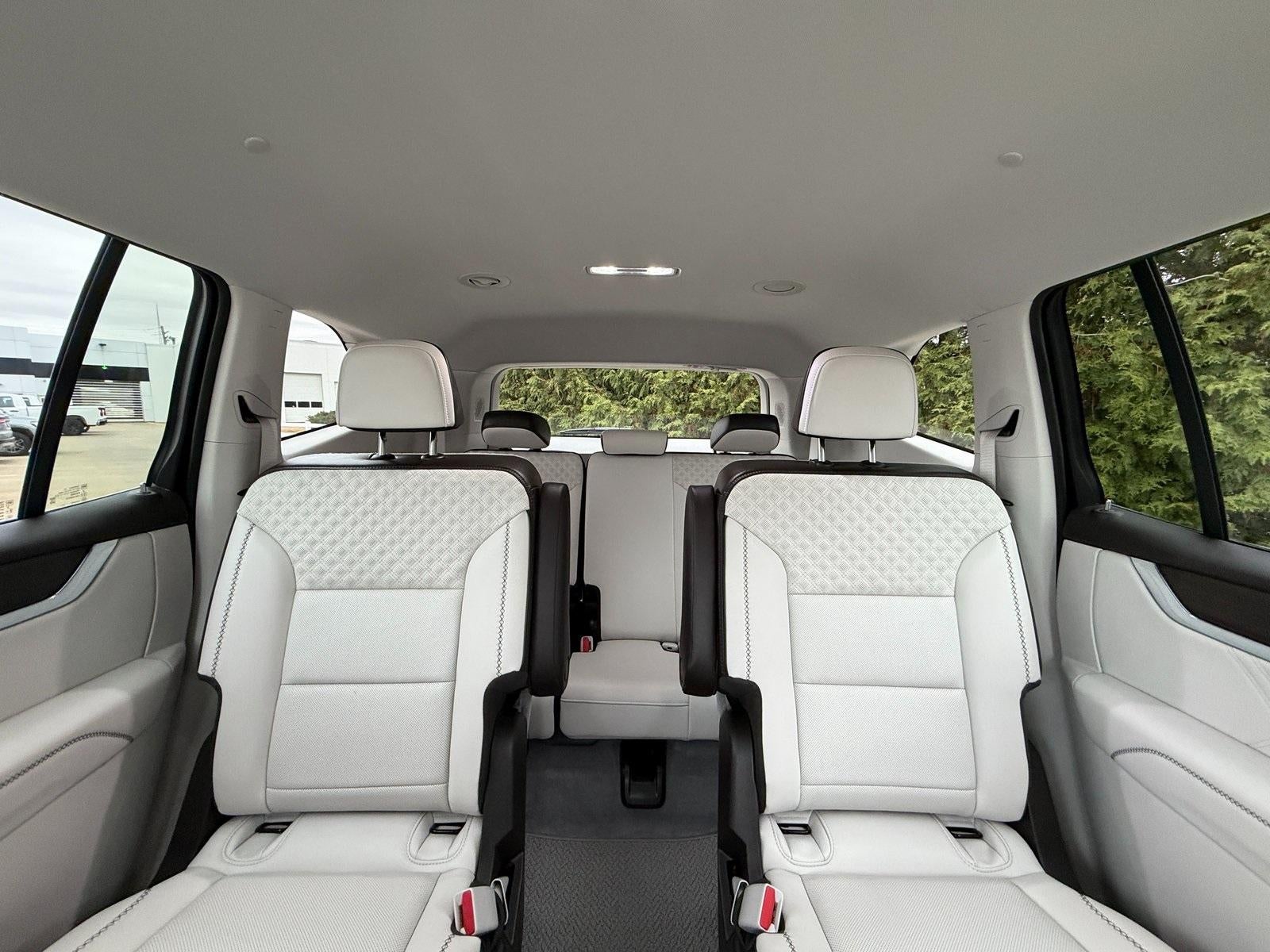 2025 GMC Acadia Denali