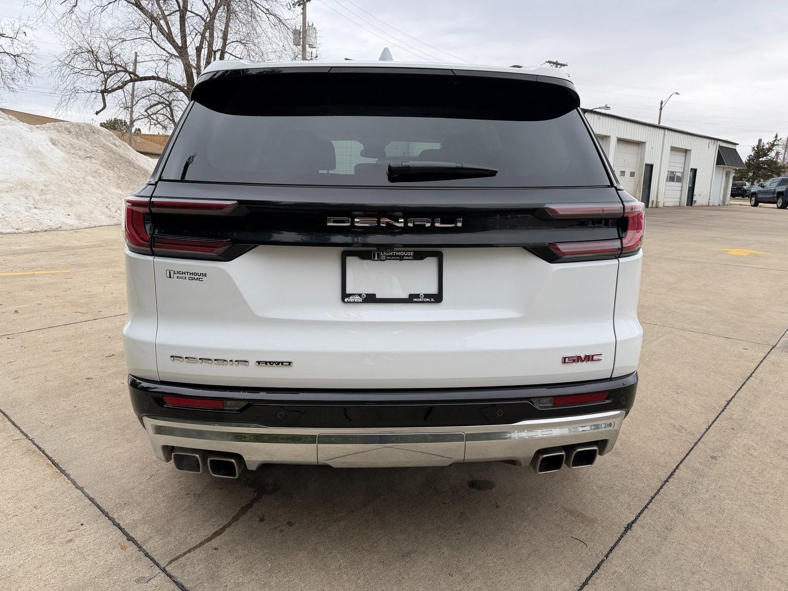 2025 GMC Acadia Denali