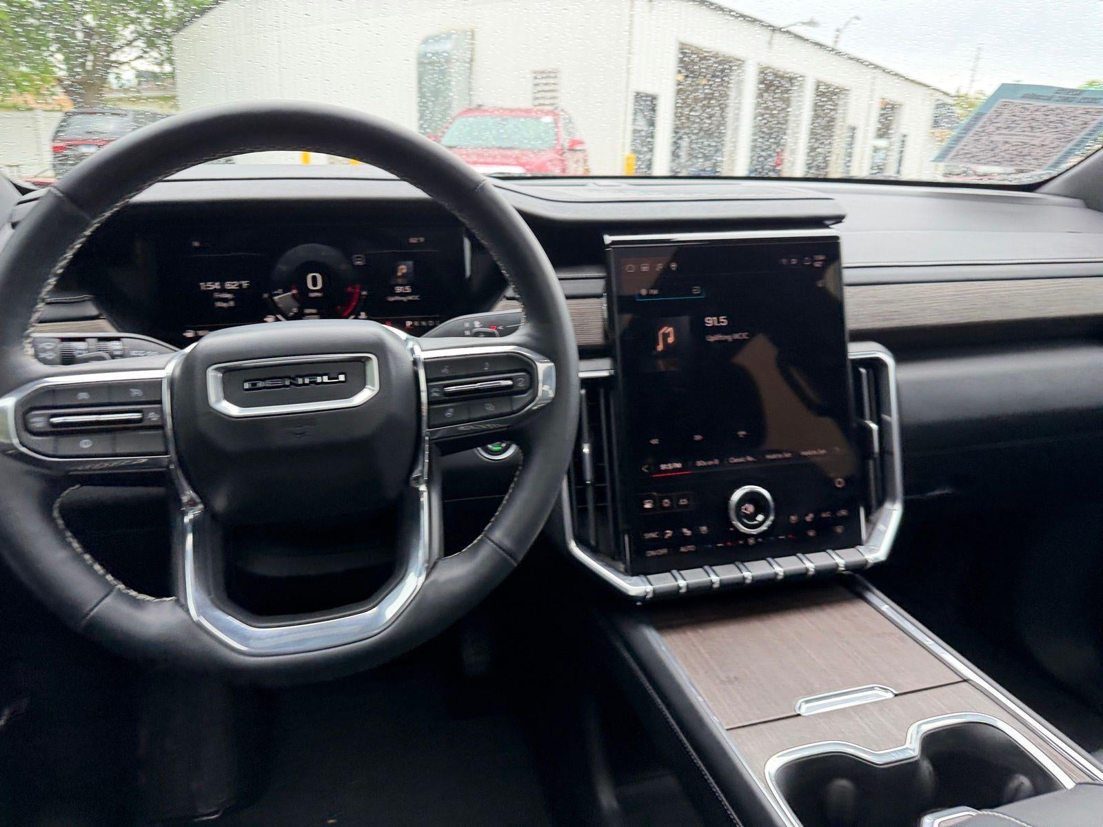 2025 GMC Acadia Denali