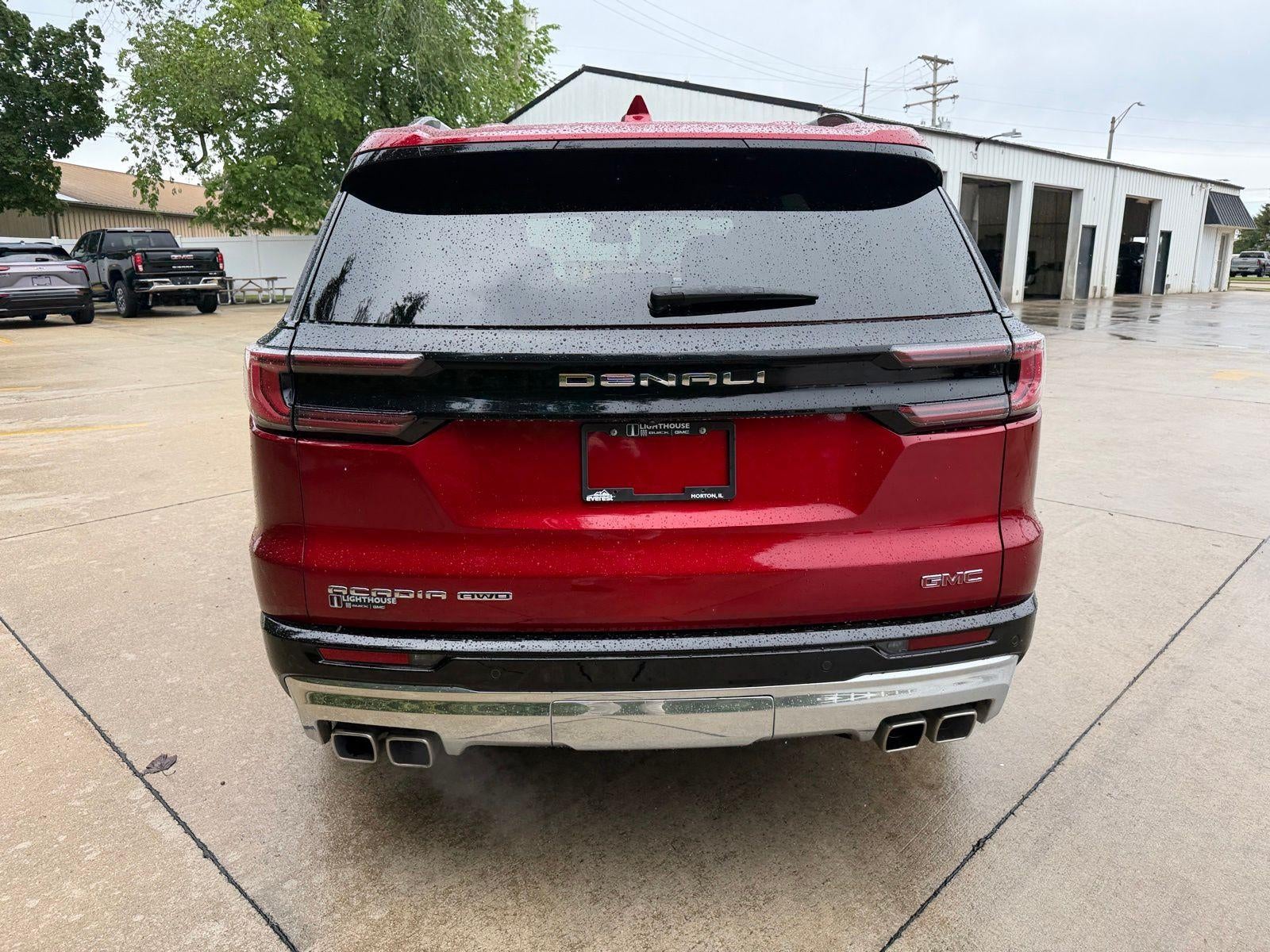 2025 GMC Acadia Denali