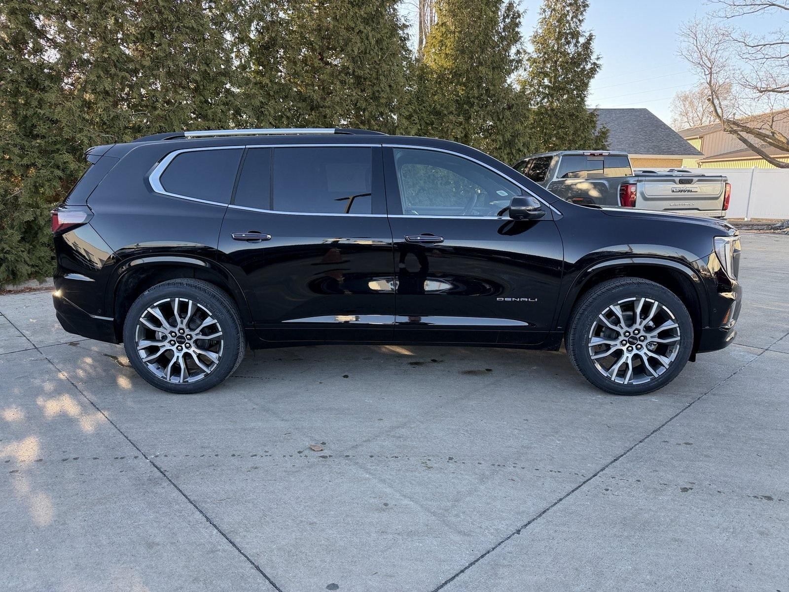 2026 GMC Acadia AWD Denali Ultimate