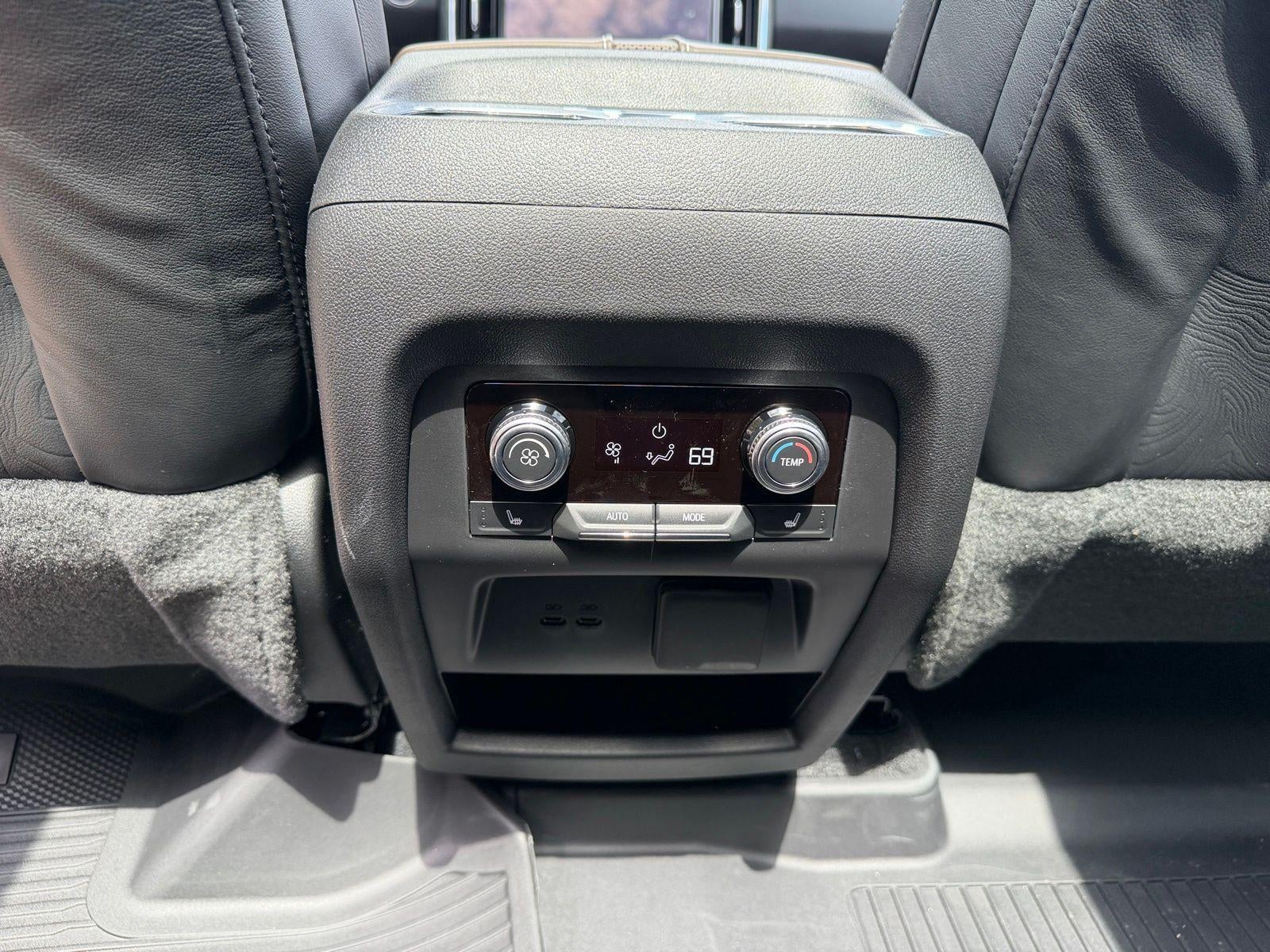 2026 GMC Acadia AWD Denali Ultimate