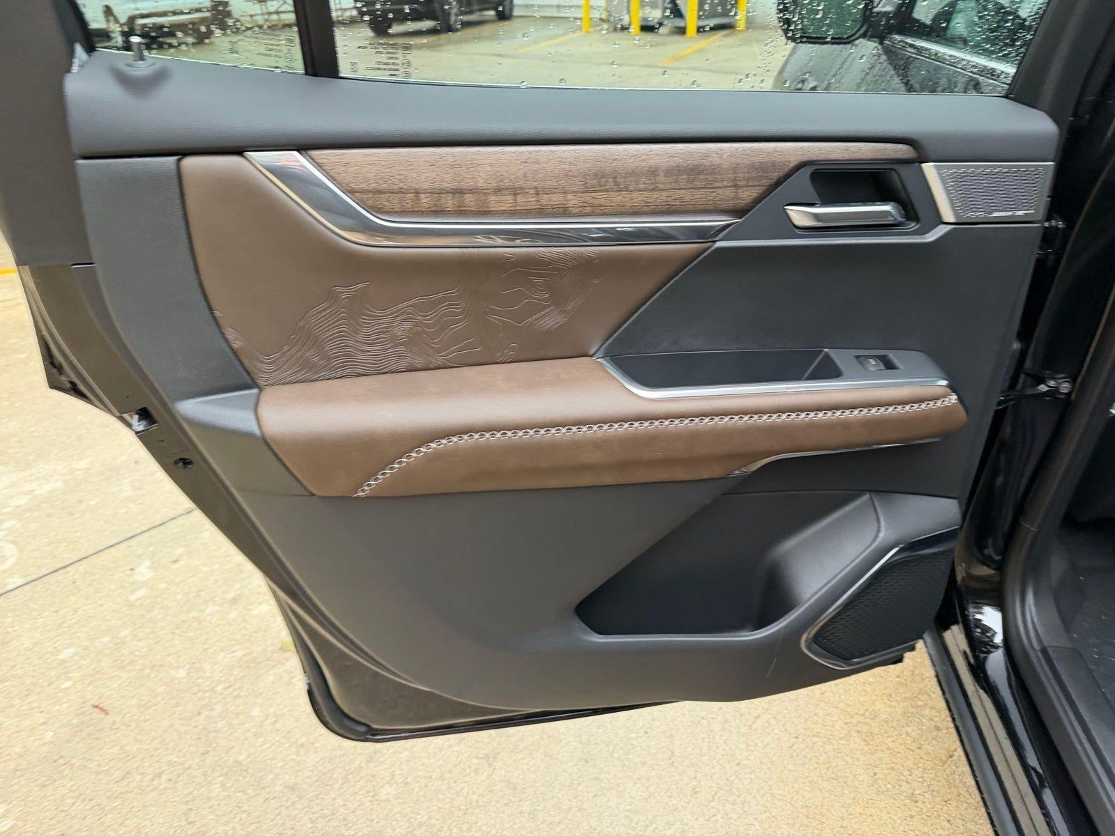 2026 GMC Acadia AWD Denali Ultimate