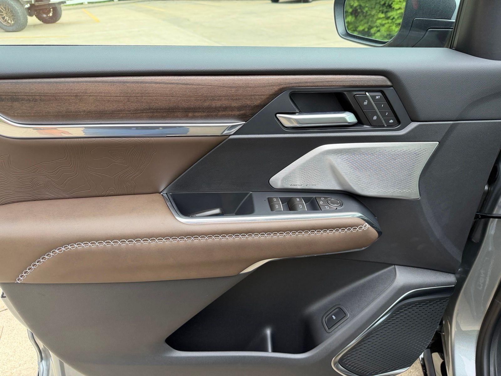 2026 GMC Acadia AWD Denali Ultimate
