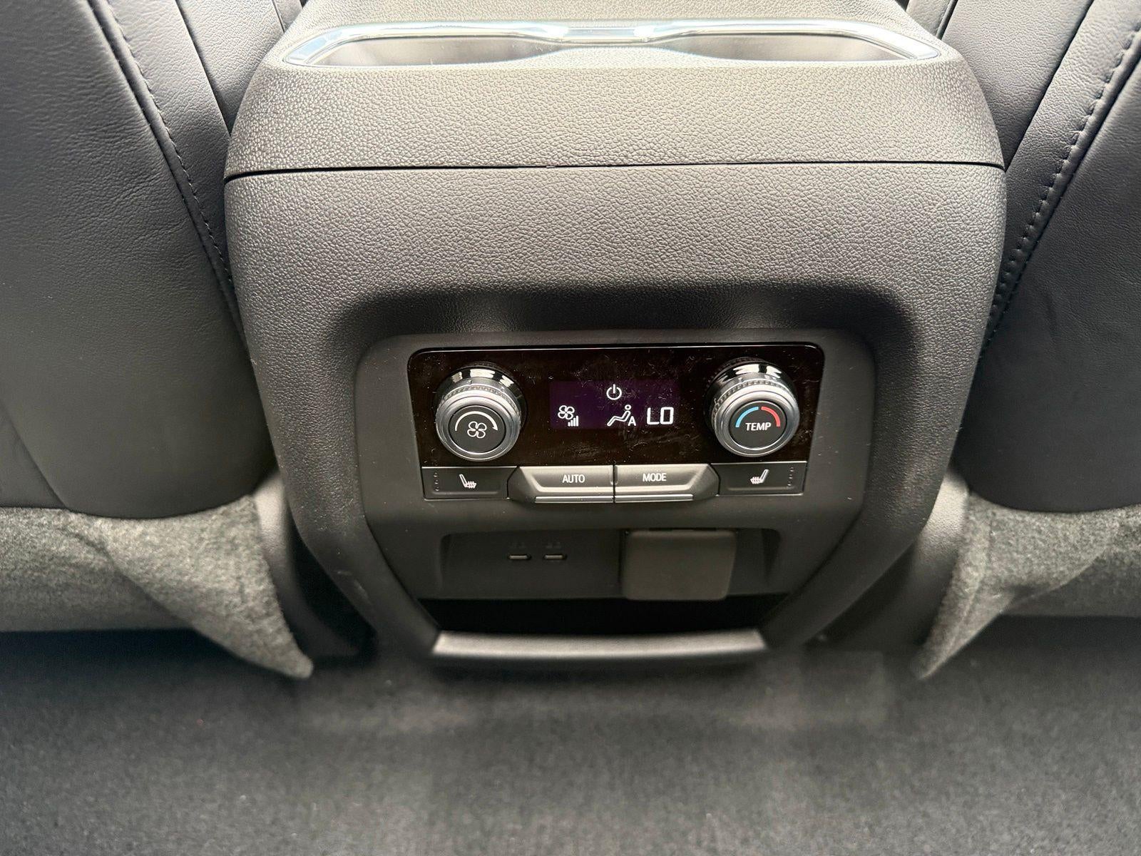2026 GMC Acadia AWD Denali Ultimate