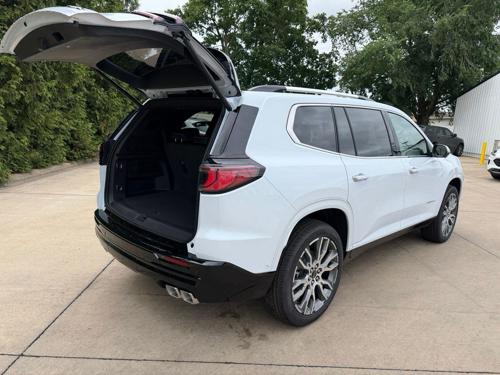 2026 GMC Acadia AWD Denali Ultimate