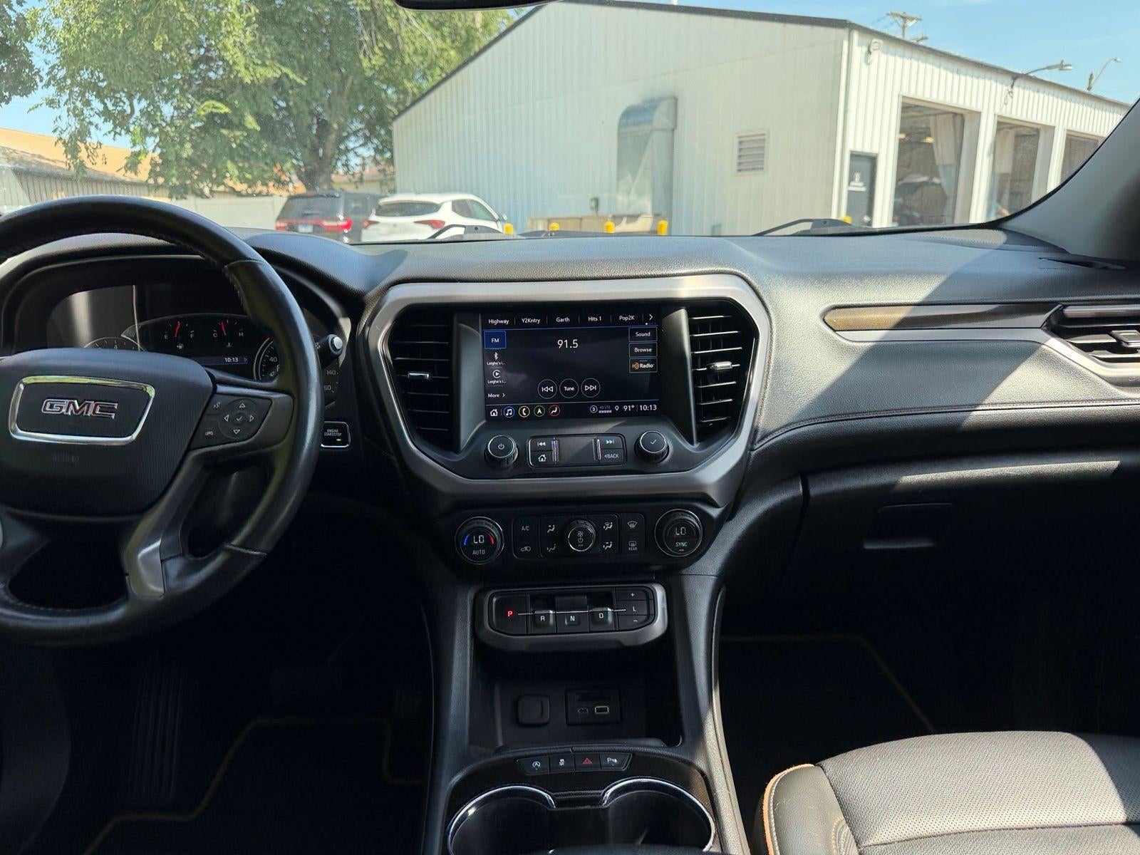 2021 GMC Acadia AT4