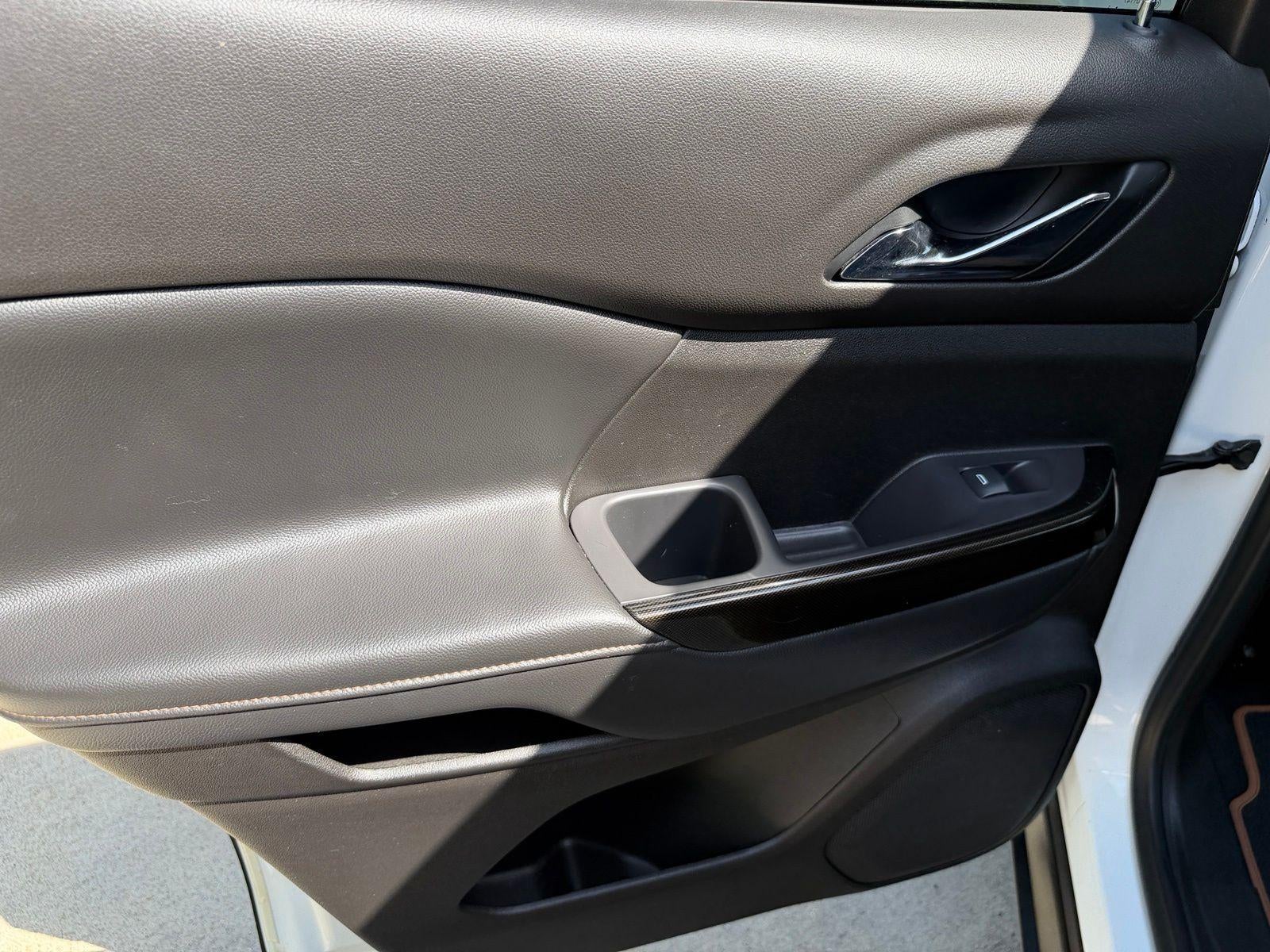 2021 GMC Acadia AT4