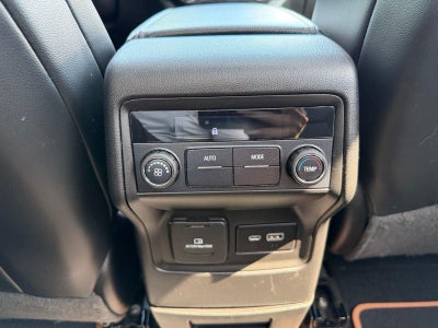 2021 GMC Acadia AT4