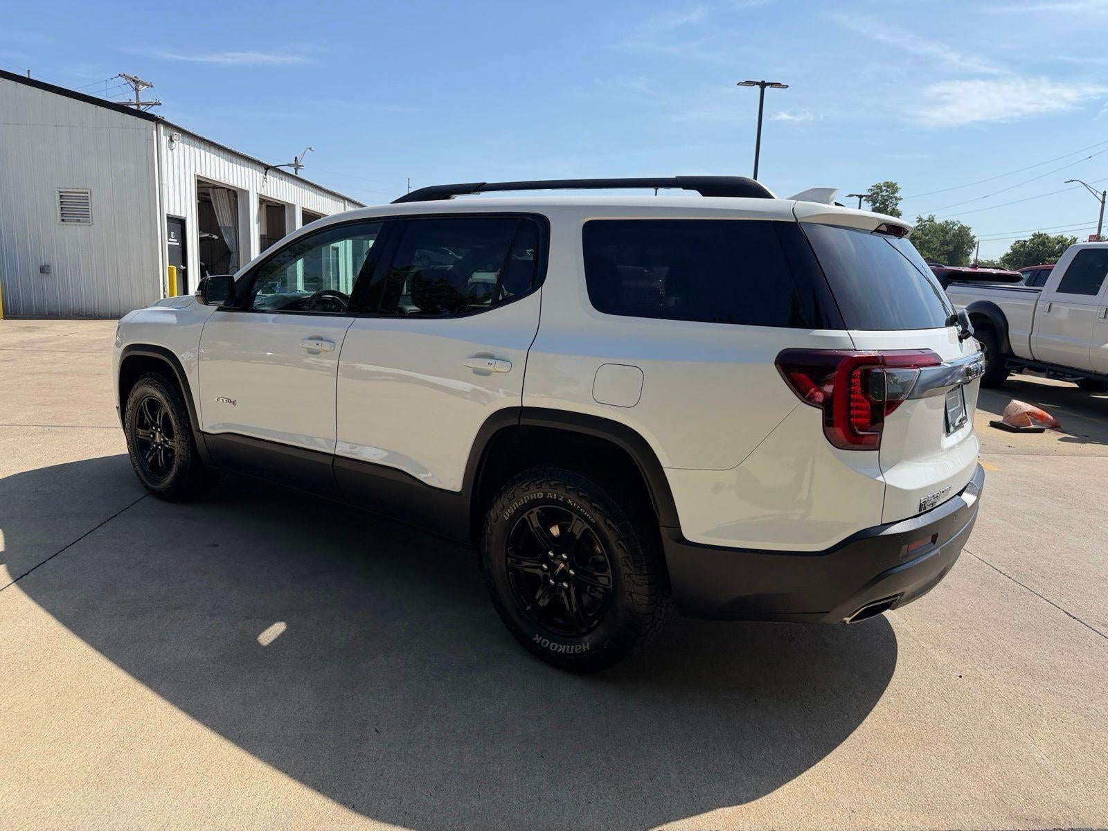 2021 GMC Acadia AT4