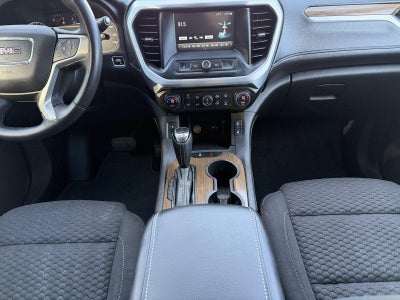 2017 GMC Acadia SLE-2