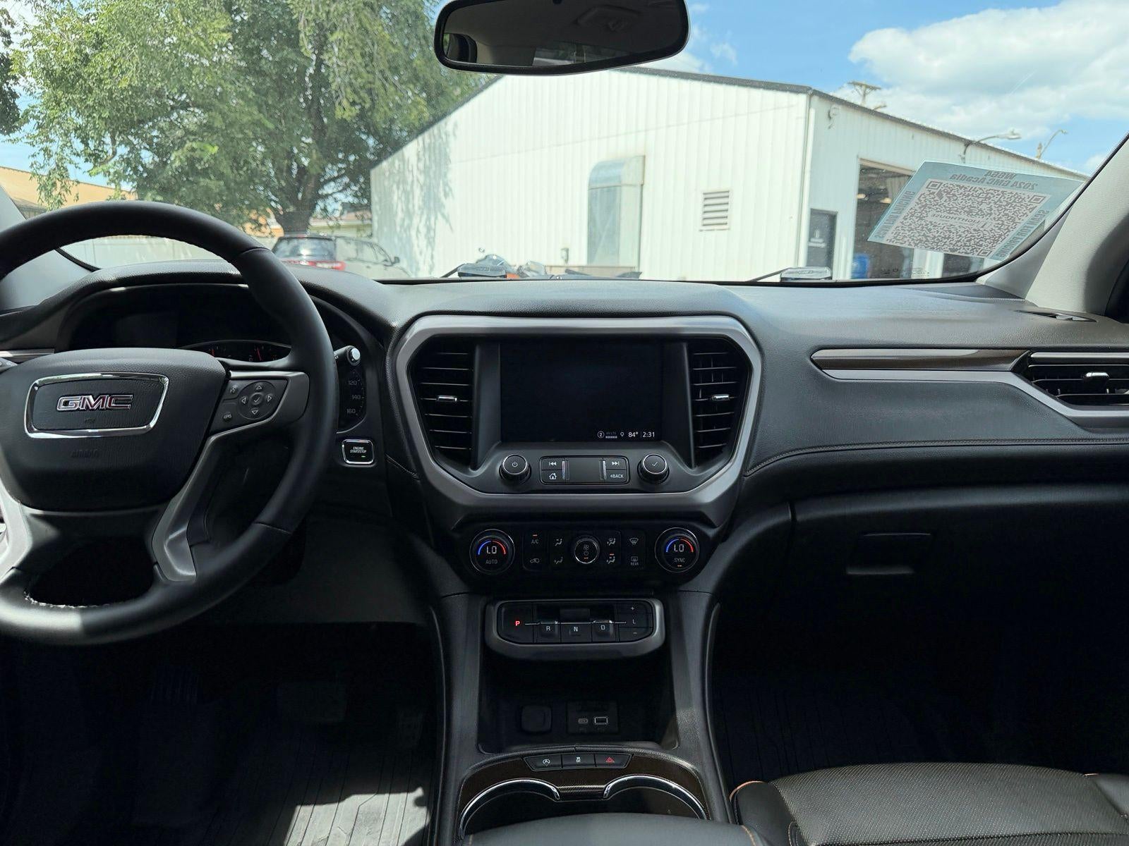 2023 GMC Acadia AT4