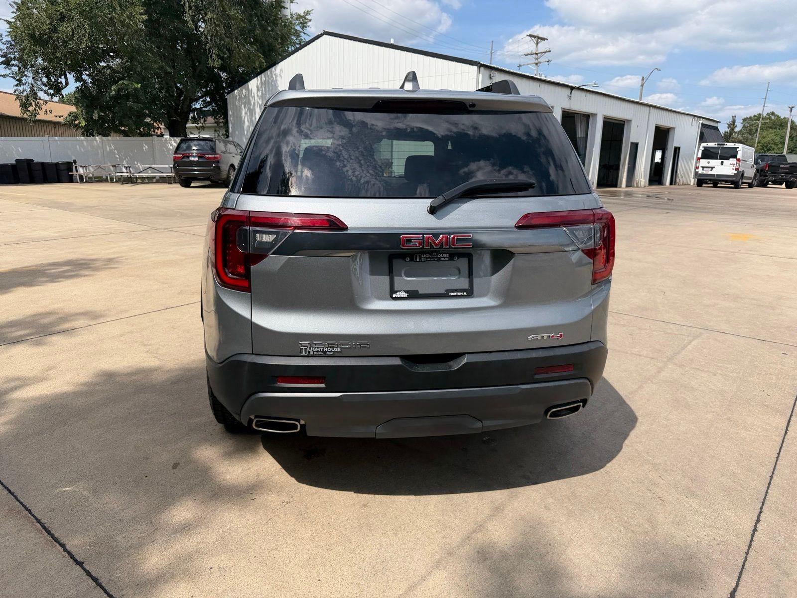 2023 GMC Acadia AT4