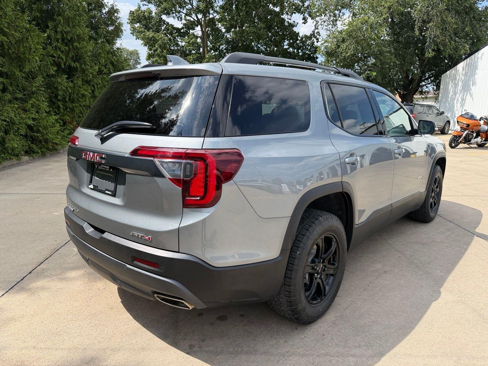 2023 GMC Acadia AT4