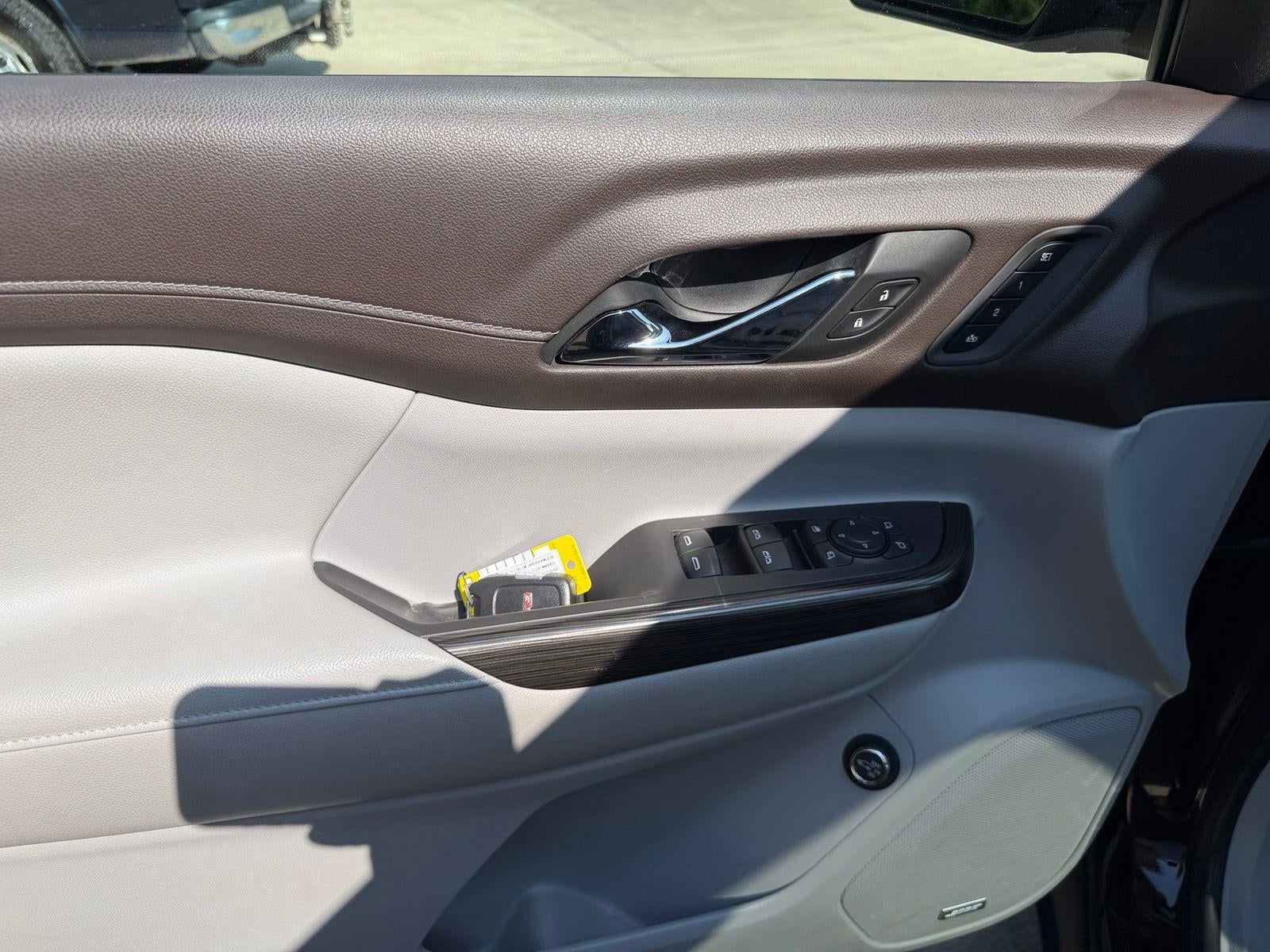 2020 GMC Acadia SLT