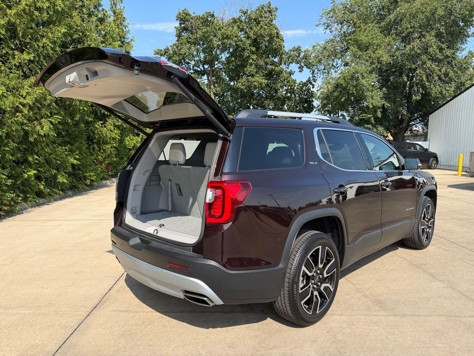 2020 GMC Acadia SLT
