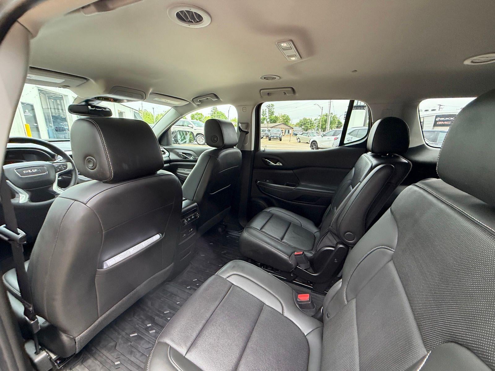 2023 GMC Acadia SLT