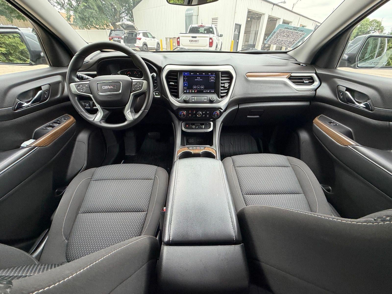 2022 GMC Acadia SLE